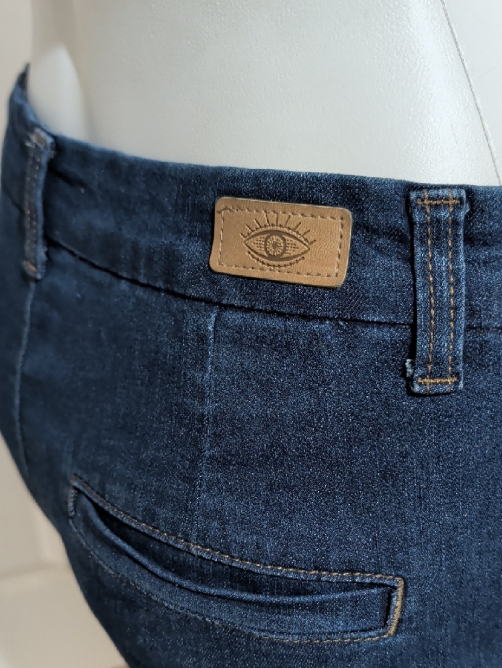 Sofia Jean by Sofia Vergara Stylish Dark Blue Flared Jeans Women's 8 - Picture 5 of 8